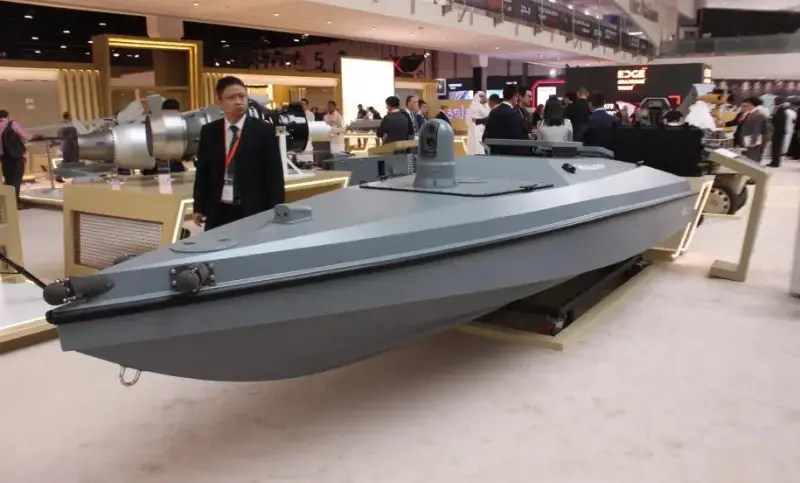 Украина впервые представила надводный беспилотник Magura V5 в натуральную величину