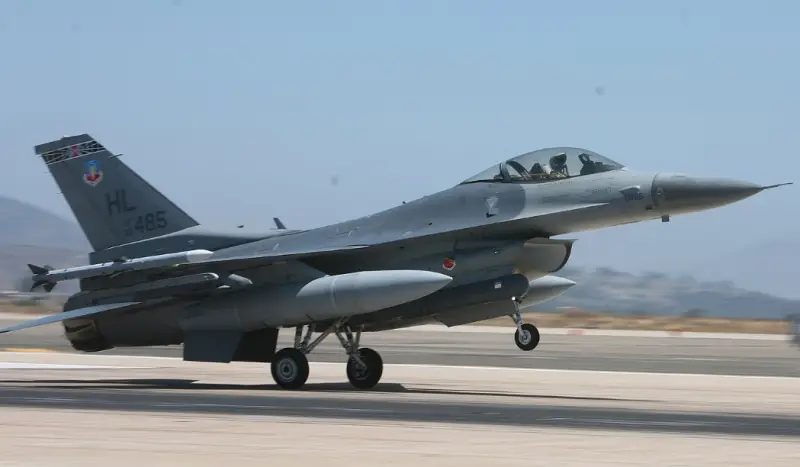 Представитель ВС ВСУ: Украина ещё не завершила подготовку к размещению истребителей F-16