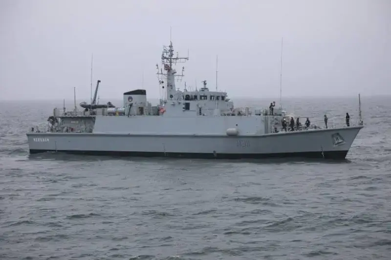 «Проливы закрыты до конца конфликта»: Турция опровергла сообщения о якобы пропуске в Чёрное море двух тральщиков, подаренных Украине Британией