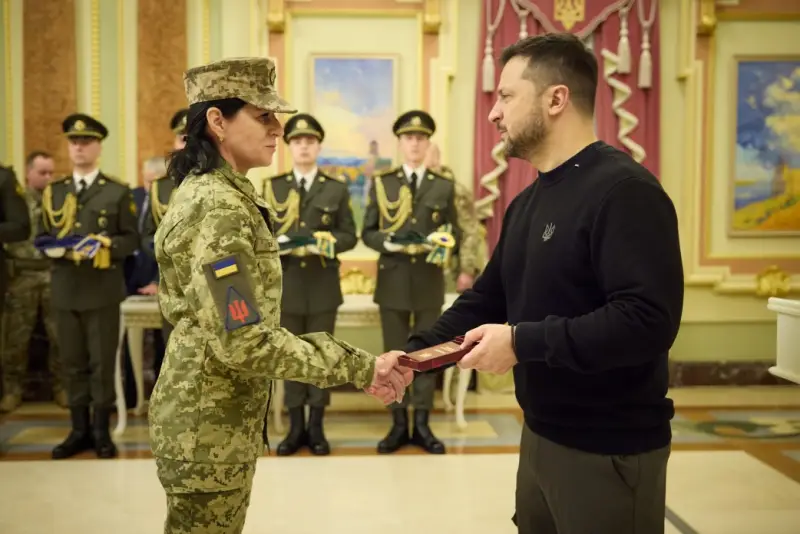 Минобороны Украины впервые начало массовые закупки женского военного обмундирования