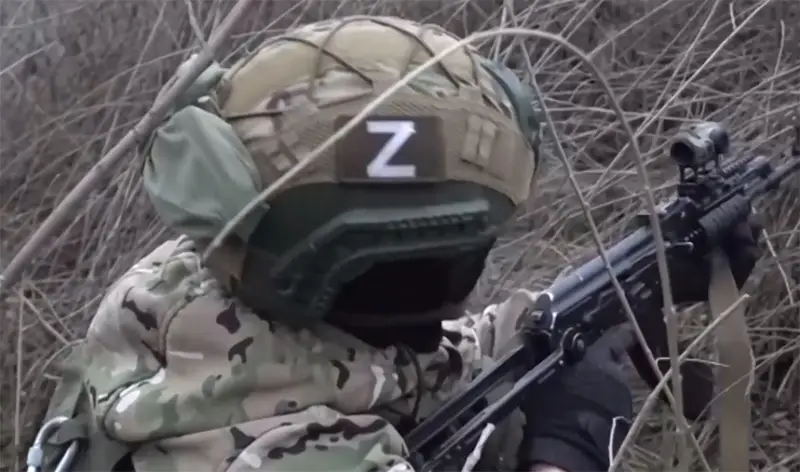 Украинские военкоры пытаются опровергать заявления наших военнослужащих о водружении флага РФ в центре Крынок