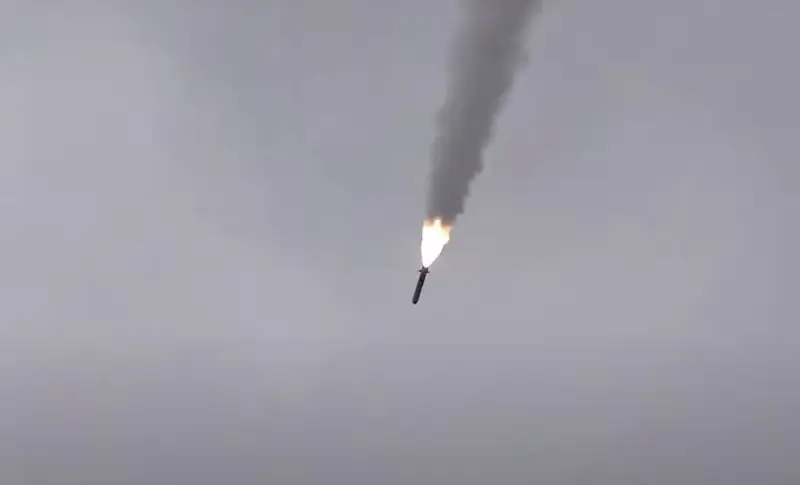 Украинские источники пишут, что в ударившей по объекту в Чернигове ракете «Искандер» якобы нашли американские компоненты