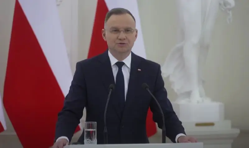 «Наши народы должны объединиться»: президент Польши намекнул на «реставрацию» Речи Посполитой, выступая на мероприятии в Литве