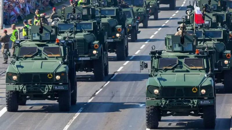 Очередная партия танков M1A1FEP Abrams и бронемашин M1240A1 M-ATV поставлена для Войска Польского