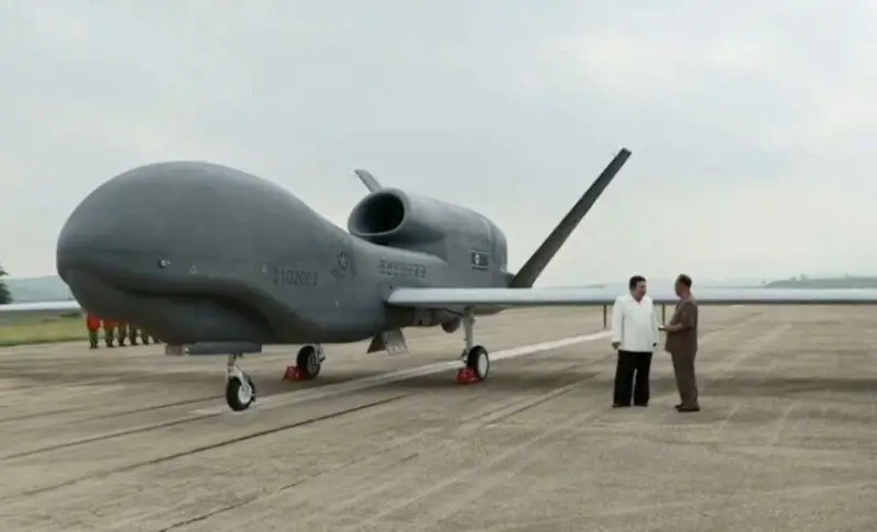 Южнокорейский аналитик заявил, что новый дрон КНДР Saebyeol-4 якобы использует элементы китайского истребителя J-7