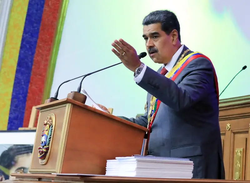 Президент Венесуэлы назвал главу Аргентины Милея «роковой ошибкой» в истории страны