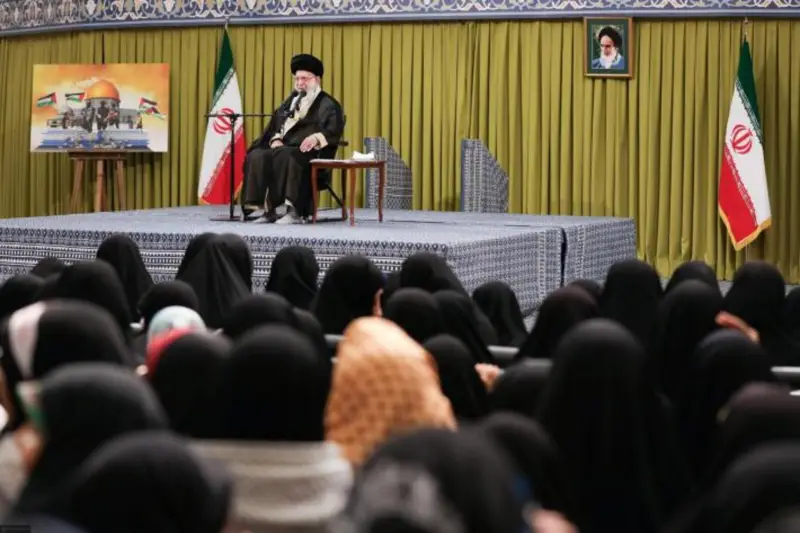 Верховный лидер Ирана аятолла Хаменеи призвал мусульманские страны «перерезать линию жизни» Израилю
