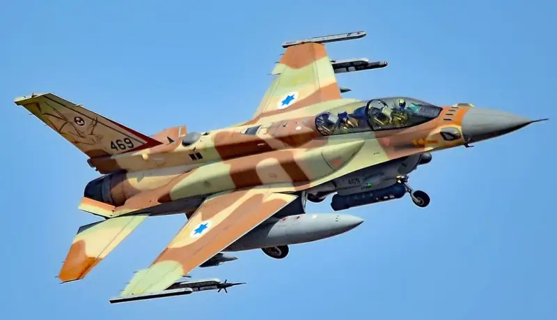 ВВС Израиля нанесли удары по сирийским военным объектам в провинции Дераа