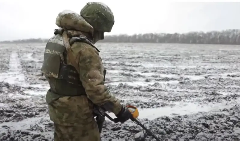 ВСУ начали минирование линии фронта с целью воспрепятствования дальнейшему продвижению ВС РФ