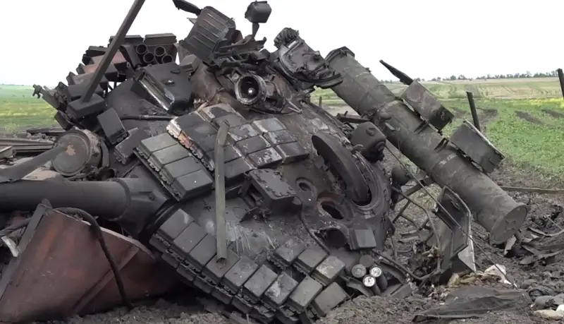 Показаны кадры уничтожения танка ВСУ в районе Новомихайловки на Южно-Донецком направлении