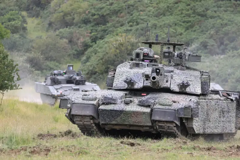 Número y efectividad en combate. Nuevos problemas de las fuerzas terrestres británicas.