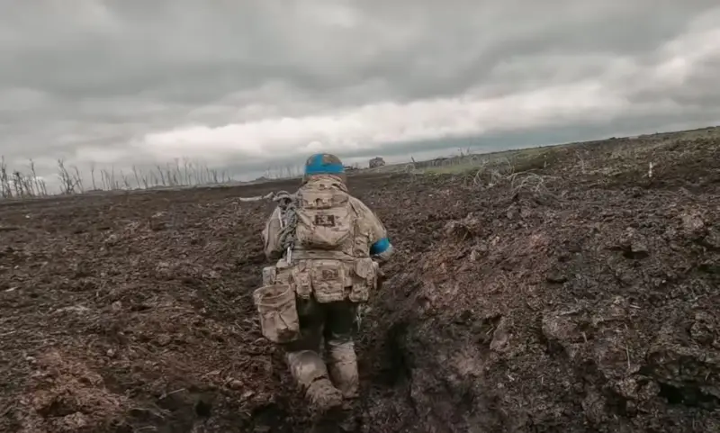Украинский военнопленный рассказал, как командование ВСУ перебрасывало на Артёмовское направление войска с белорусской границы