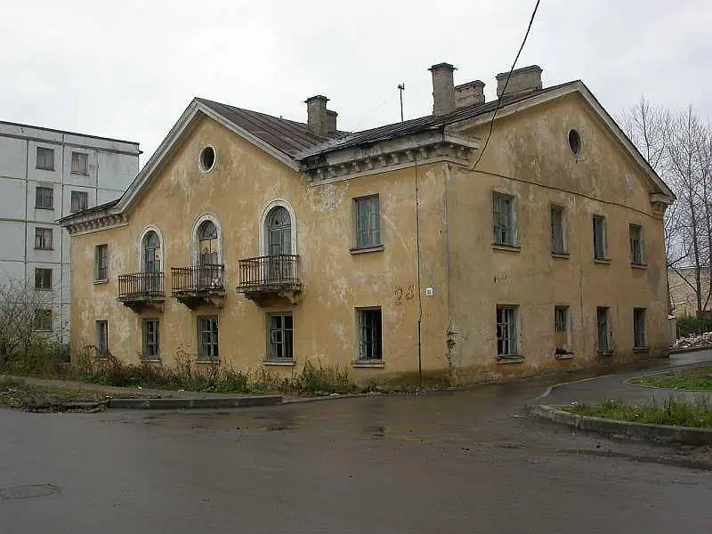 Costruzione in blocchi di terreno del Commissariato popolare per l'edilizia dell'URSS