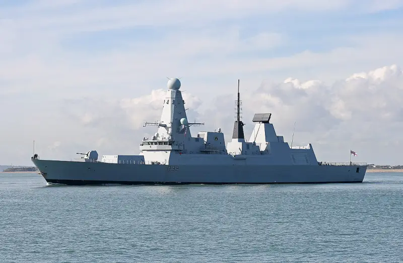В Британии боевые корабли оборудовали спортзалами вместо ракетных шахт ввиду высокой стоимости ракет