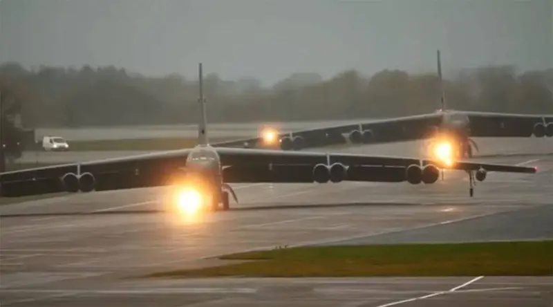 Командование ВВС США перебросило бомбардировщики B-52 на Гуам для «стратегического сдерживания» Китая