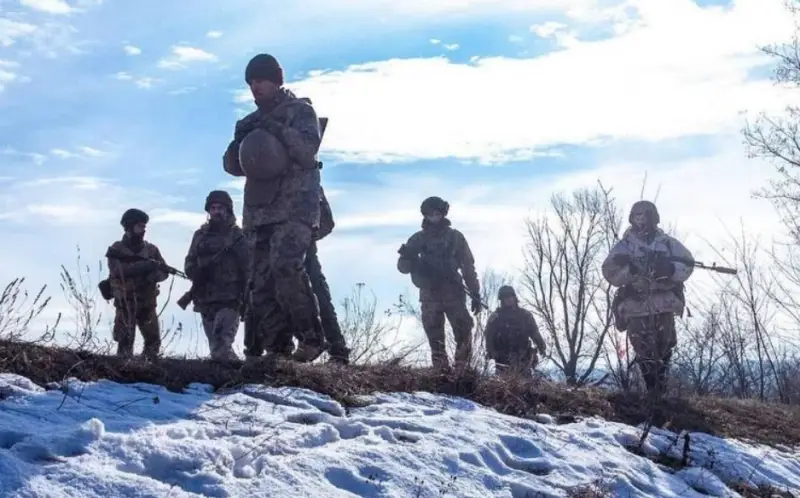 МО РБ: Украина сосредоточила на границе с Белоруссией крупную ударную группировку войск