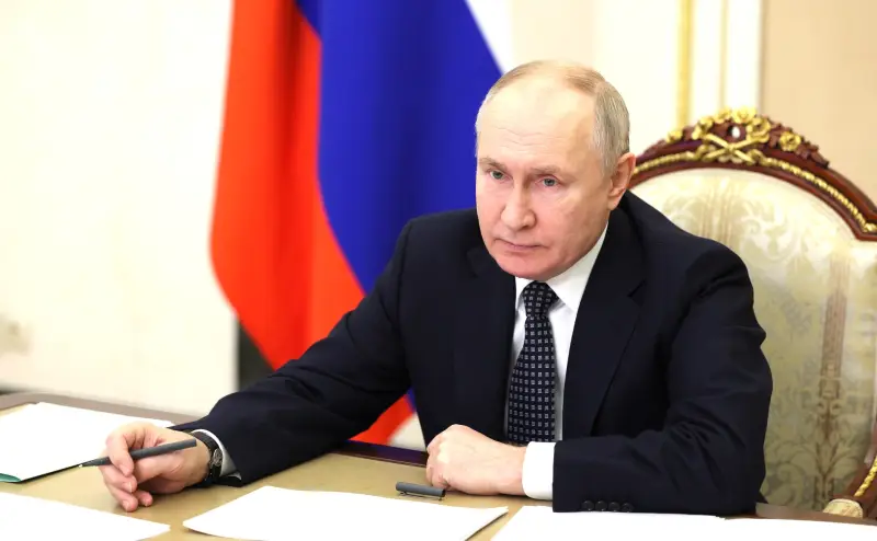 Президент РФ подписал закон о конфискации имущества за фейки об армии