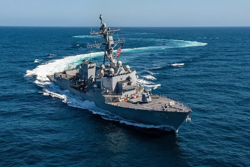 «Вам придётся вернуться во Вторую мировую войну»: вице-адмирал ВМС США охарактеризовал военно-морскую операцию против хуситов