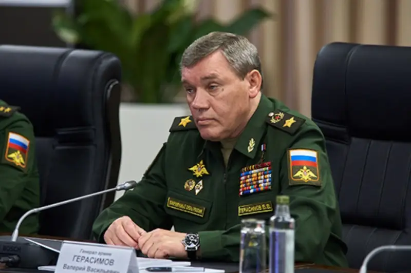 Глава Генштаба России побывал на командном пункте 58-й общевойсковой армии в зоне проведения СВО