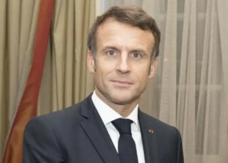 Президент Франции не смог открыть сельхозвыставку из-за разгневанных фермеров