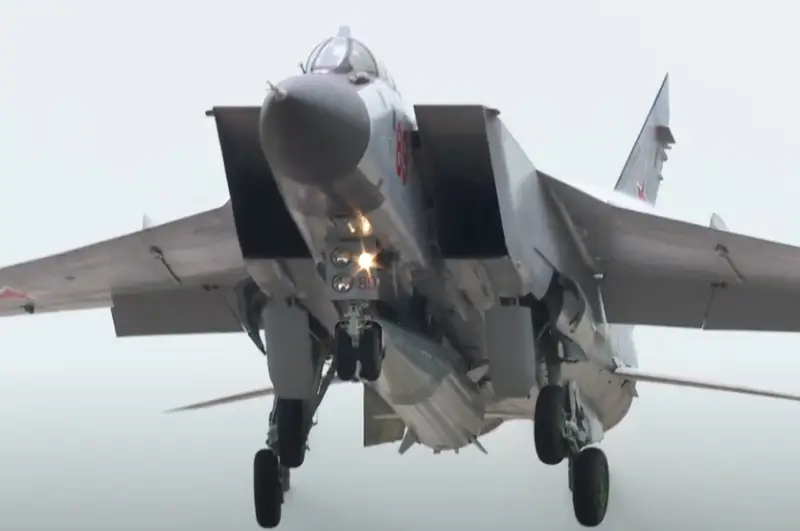 항공 단지 "Dagger": 러시아 극초음속 미사일 중 하나에 대해