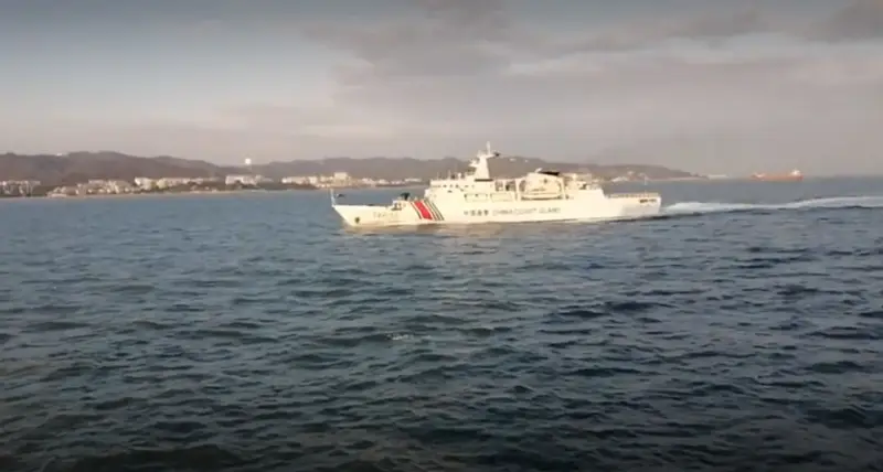 Японская пресса: 5 кораблей береговой охраны Китая вошли в акваторию Тайваня