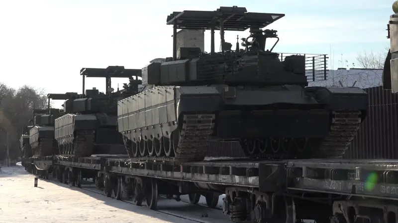 Новая партия модернизированных танков Т-80БВМ отправилась в зону спецоперации