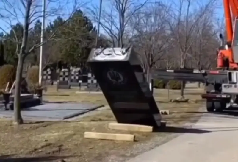 В Канаде демонтировали памятник украинской дивизии СС «Галичина»