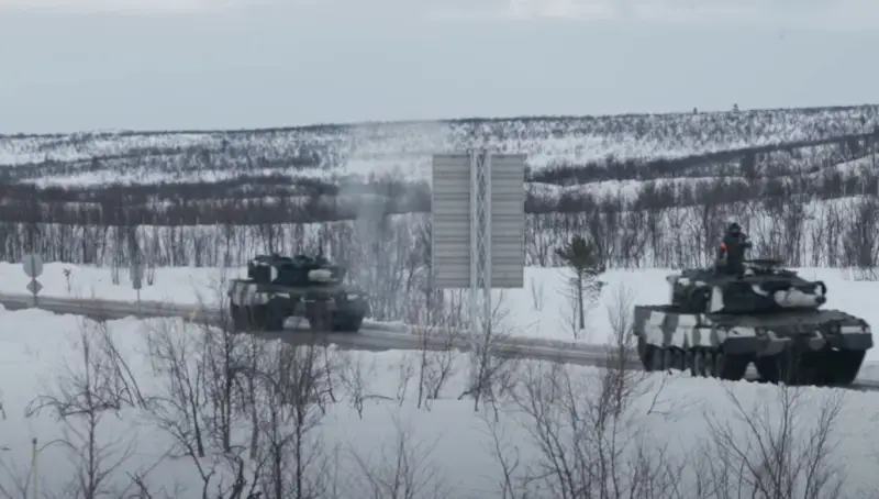 «Не доехали бы до фронта»: западные эксперты раскритиковали движение танков Швеции и Финляндии колоннами на учениях НАТО Nordic Response 2024