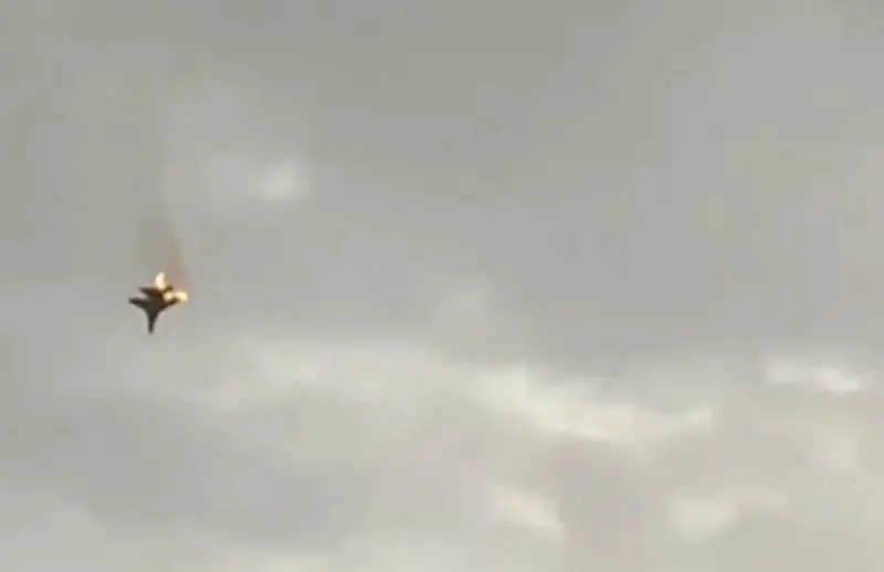Samolot bojowy rosyjskich sił powietrzno-kosmicznych rozbił się w morzu w pobliżu Sewastopola