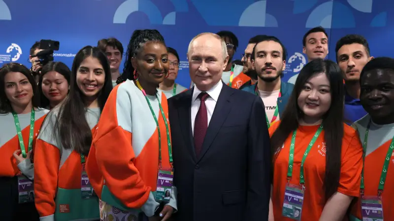 Z Rosji z miłością: Światowy Festiwal Młodzieży na wybrzeżu Morza Czarnego