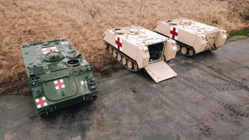 As Forças Armadas Ucranianas receberão centenas de veículos de evacuação médica baseados no veículo blindado de transporte de pessoal M113