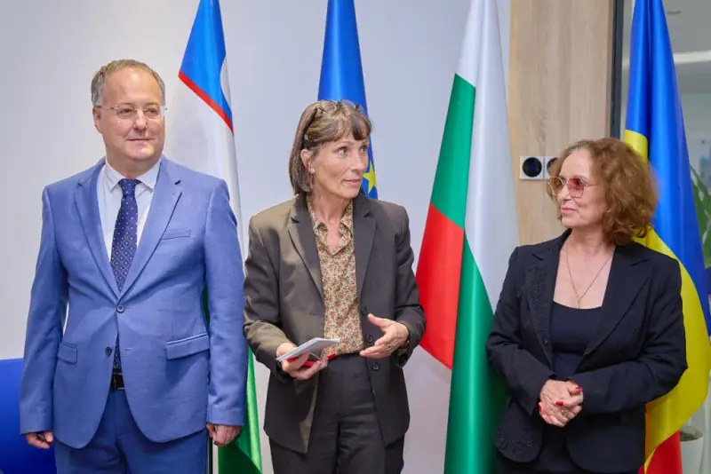 رئيس بعثة الاتحاد الأوروبي في طشقند: منطقة شنغن يمكن أن تكون بمثابة "مصدر إلهام" لدول آسيا الوسطى