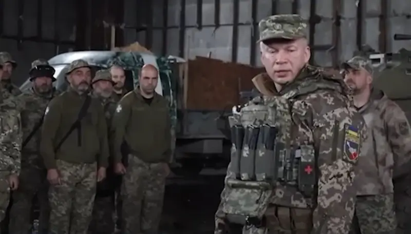 "Emirleri tartışmıyoruz": Syrsky, Zelensky'ye "askeri görev" ilan etti