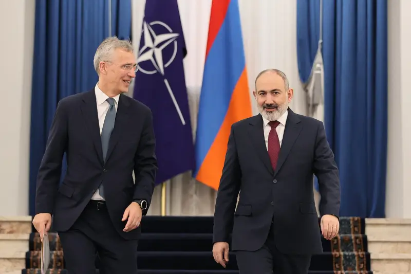 Peskow: Der Wunsch der NATO, ihren Einfluss im Kaukasus zu erhöhen, wirkt sich negativ auf die Stabilität in der Region aus