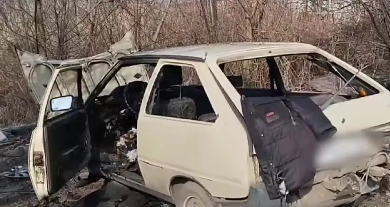 Опубликованы кадры с места диверсии в Бердянске, где подорвали автомобиль сотрудницы избиркома