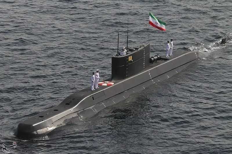 Irán presenta la versión AIP del submarino clase Fateh
