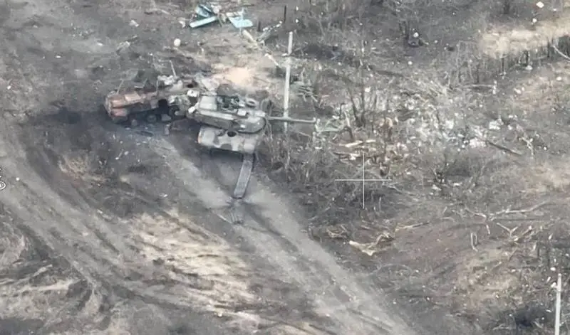 Появились сообщения об уничтожении третьего американского танка Abrams в Бердычах под Авдеевкой