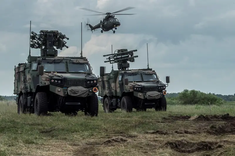 Экс-министр обороны Польши заявил о возможности отправки военнослужащих НАТО на Украину лишь для поддержания перемирия