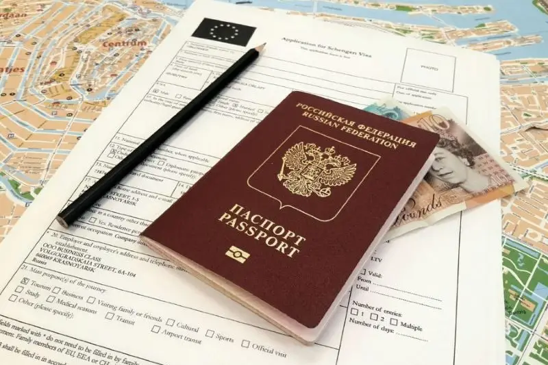 Болгария намерена начать выдачу шенгенских виз гражданам России