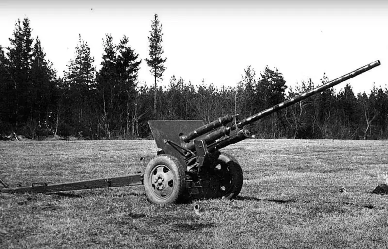 Evoluția artileriei antitanc a Armatei Roșii