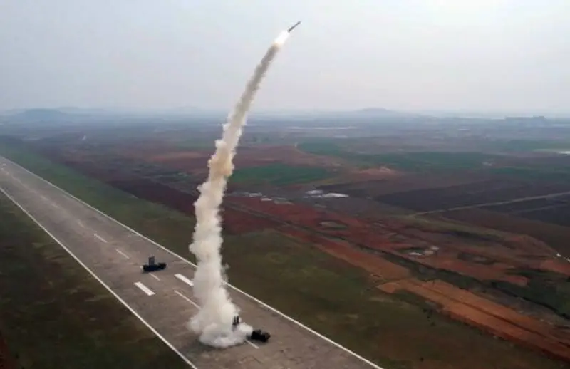 朝鲜测试新型导弹武器