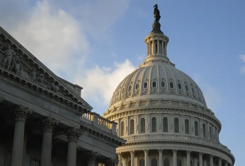 В Конгрессе США начали рассмотрение законопроектов о выделении помощи Украине и Израилю