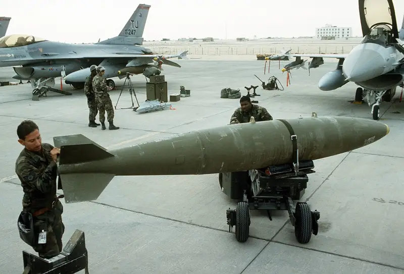 Les responsables de l'administration Biden admettent avoir transféré des bombes MK84 vers Israël « capables de détruire des quartiers entiers »