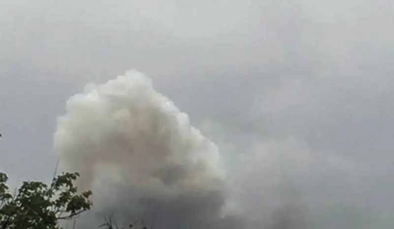 오데사에서의 폭발: 러시아군은 무기와 탄약을 우크라이나 군대에 전달할 수 있는 인프라를 파괴하려고 노력하고 있습니다.