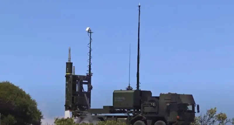 «Передадим ещё больше IRIS-T»: производитель зенитных ракетных систем пообещал новые поставки ВСУ