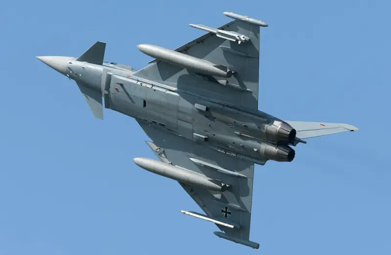Вместе с американскими F-16 на Украину могут перебросить и европейские истребители