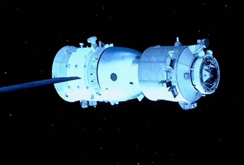 Nava spațială chineză Shenzhou-18 a intrat cu succes pe orbita Pământului