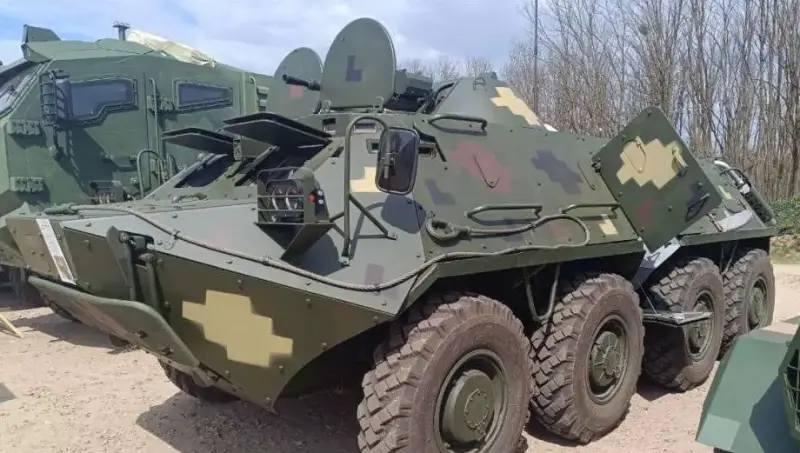 « La pertinence sur le champ de bataille est inconnue » : les forces armées ukrainiennes ont modernisé les véhicules blindés de transport de troupes BTR-60PB en provenance de Bulgarie