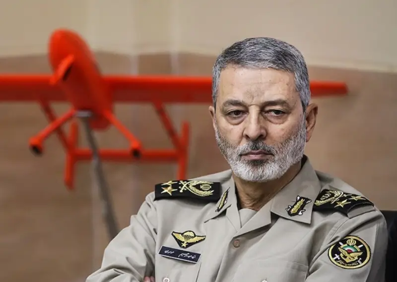 Главком армии Ирана: Тегеран будет отвечать на любые акты агрессии разрушительной, единой местью